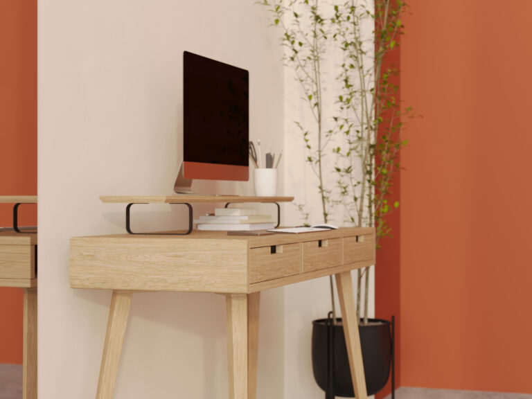 Eiken bureau met 3 lades