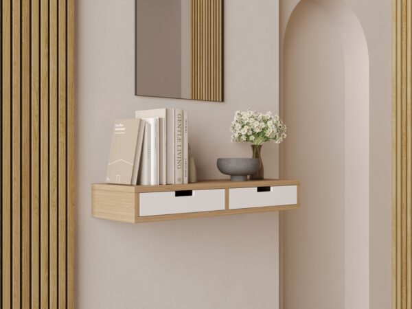 Houten wandgemonteerde sidetable met witte ladefronten