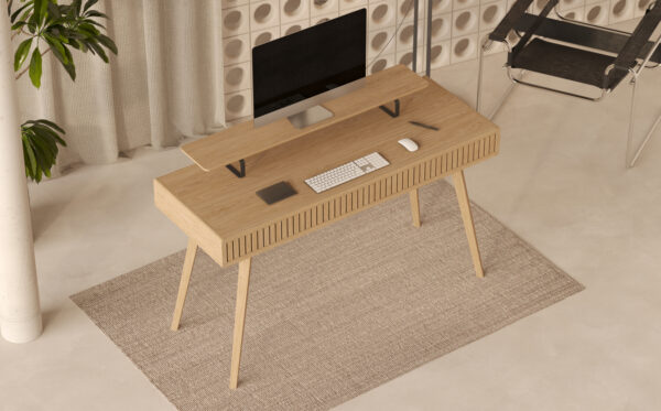 Groot eiken bureau met eiken lattenfronten en 3 lades, 130 cm