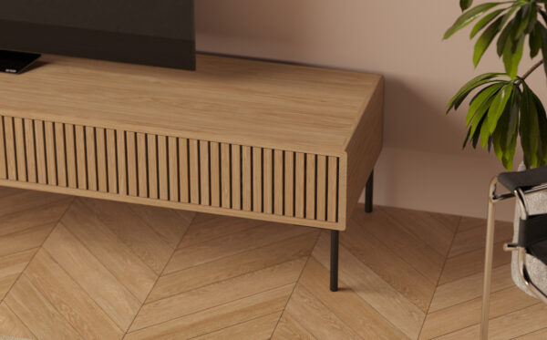 Modern eiken tv-meubel met eiken lattenfronten, storage en metal poten, 240 cm
